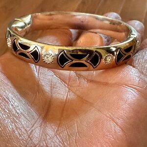 Brighton Capella Swarovski Crystal Black Enamel Hinged Bangle Bracelet - Retired